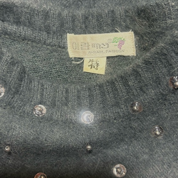 CASHMERE And WOOL Stone Embellished Sweater - Picture 5 of 5